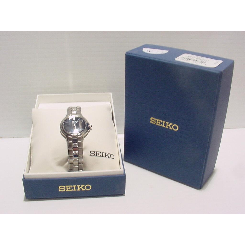 Seiko Black Dial Stainless Steel Case Bracelet Women`s Watch SFQ833