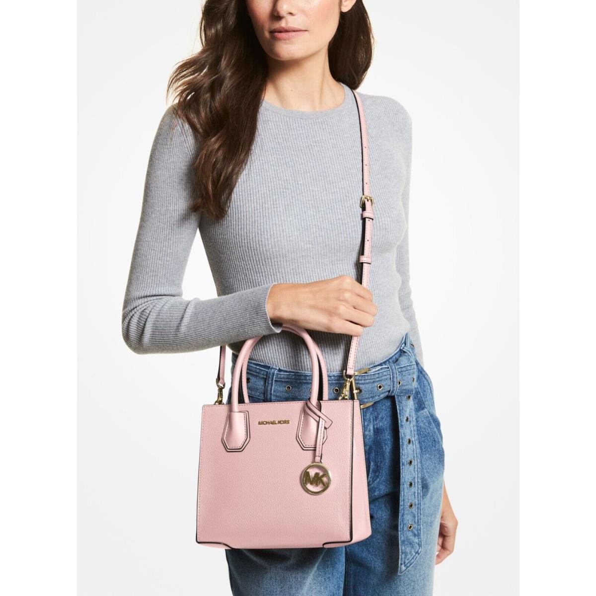 MICHAEL KORS Pale Pink Purse | Pink purse, Purses, Michael kors bag