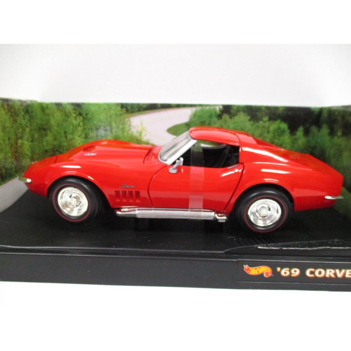Hot Wheels - 1969 Chevrolet Corvette 427 Coupe - 1/18