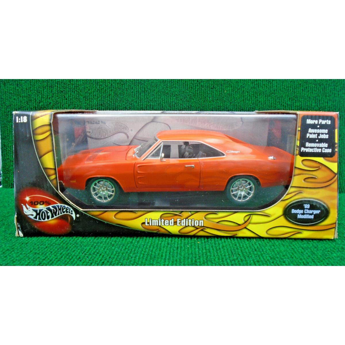 69 Dodge Charger 1/18 Ltd ED Hot Wheels Hemi Orange - Wow 50140