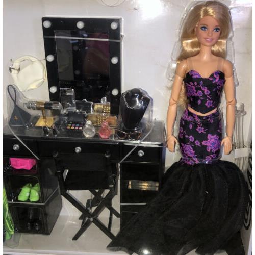 Barbie Signature Barbiestyle Fashion Studio Doll Set