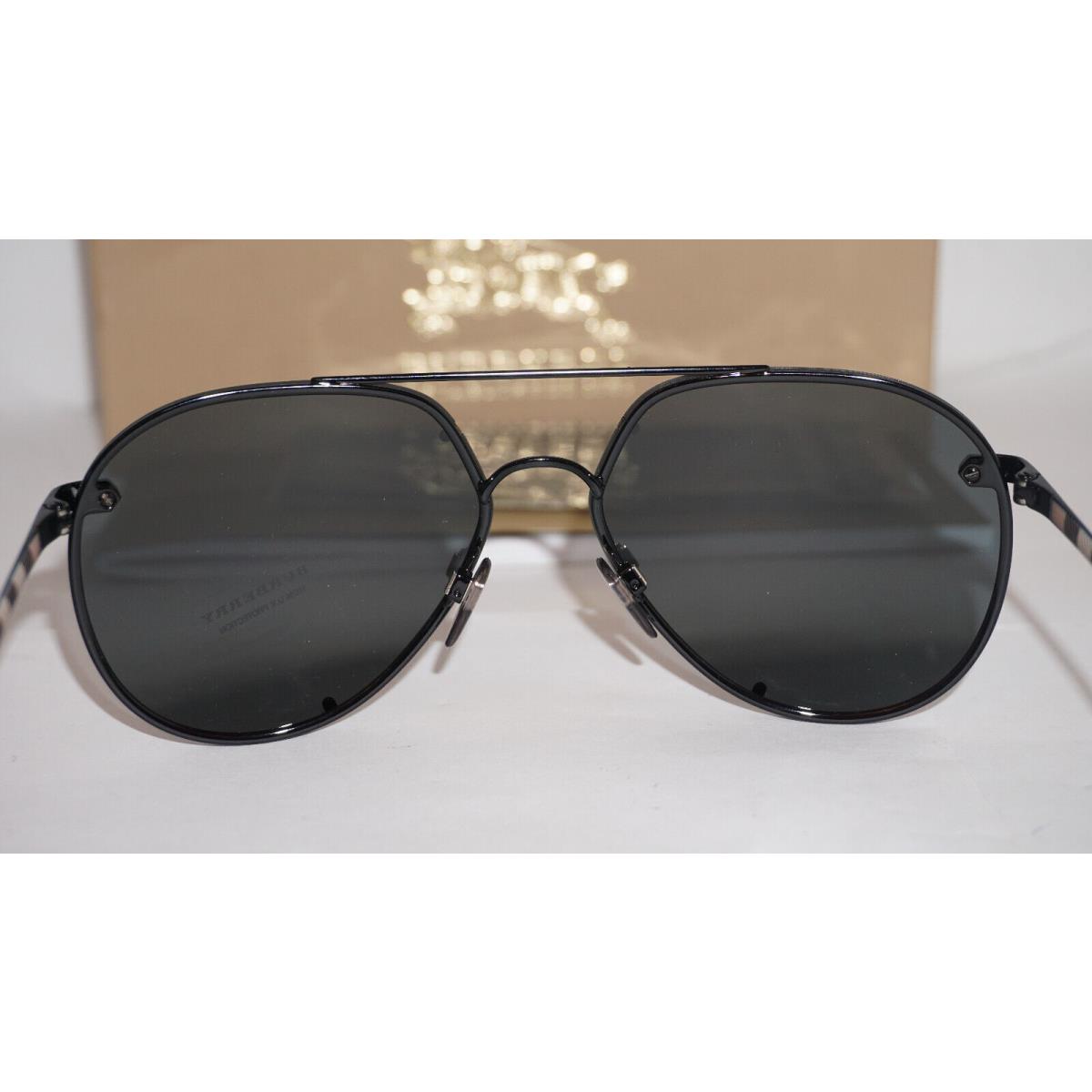 Burberry hotsell be3099 61