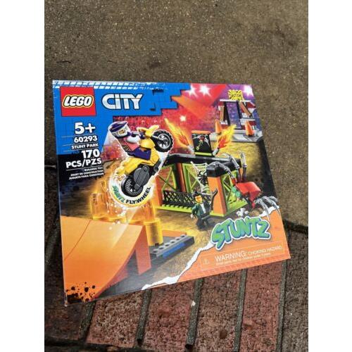Lego City Stuntz 60293 Stunt Park 170 Pieces