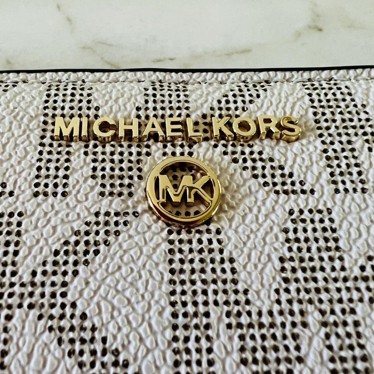 Michael Kors Jet Set Charm Vanilla Lugg Logo Print Top Zip Continental Wallet