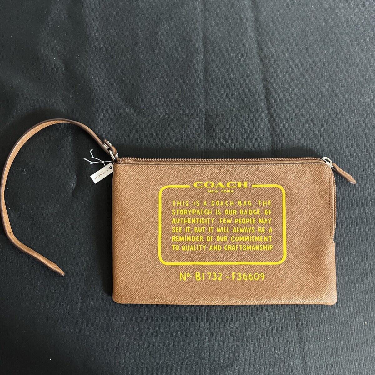 Coach Crossgrain Leather Storypatch Pouch Wristlet Clutch Bag Brown