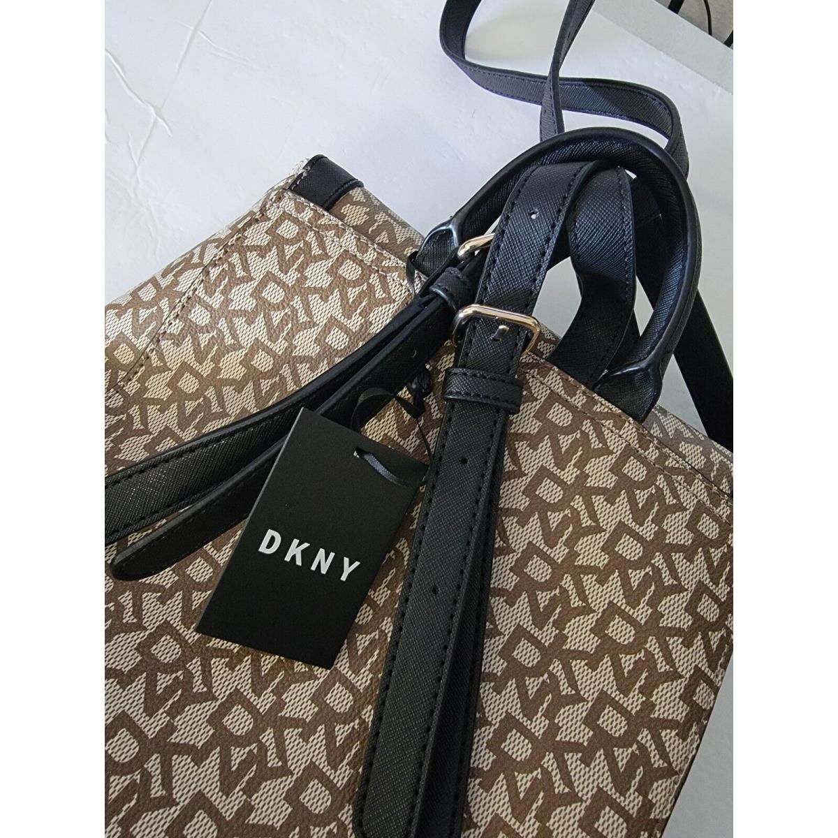 Dkny Bradee Signature Backpack Bag Flap Closure Logo Pattern Beige