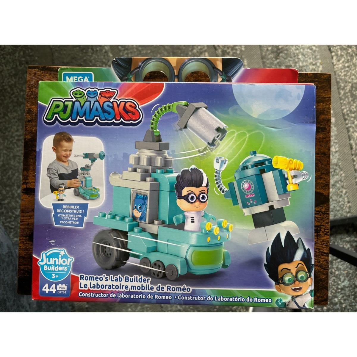 Mega Bloks Disney Junior PJ Masks Romeo`s Lab Builder Set GKT84