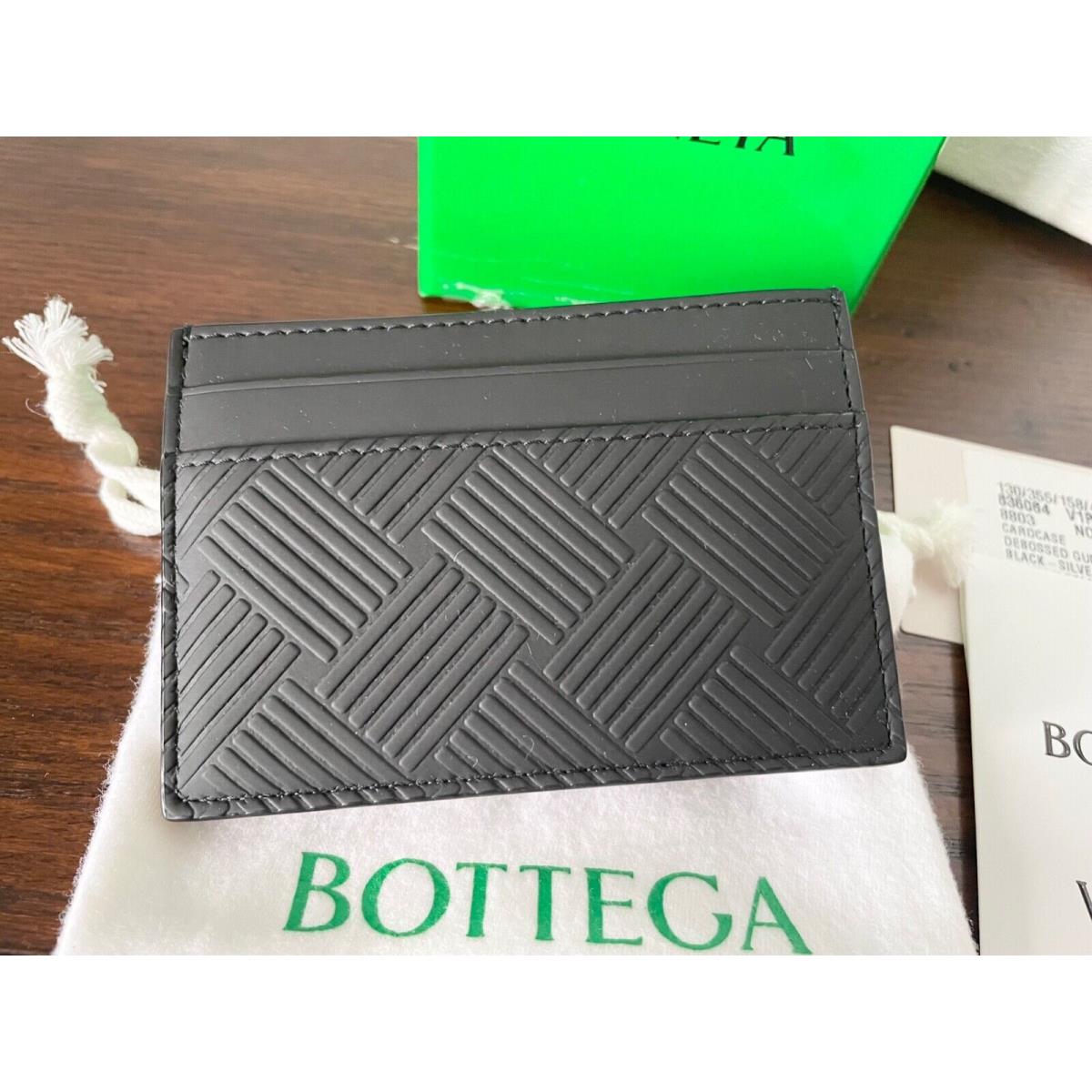 Bottega Veneta Card Wallet 363064 Black Rubber Criss-cross Pattern