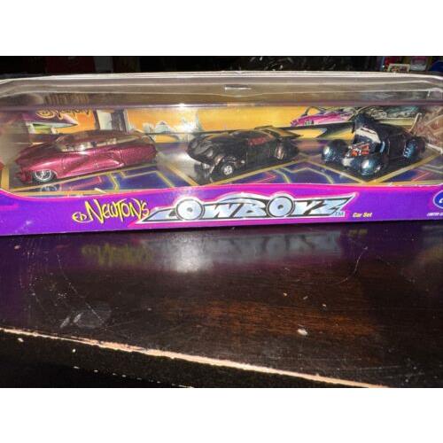 1999 Hotwheels Custom Series 2 ED Newtons Lowboyz 3 Car Set