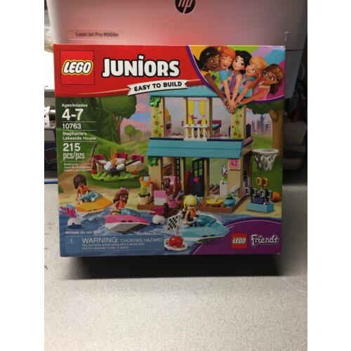 Retired: Lego Juniors Friends Stephanie`s Lakeside House 10763 - 215 Pieces