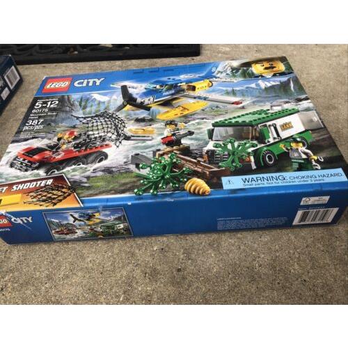 Lego City Mountain River Heist 60175 Wear Outer Box
