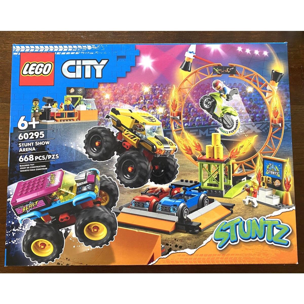 Lego City Stunt Show 60295