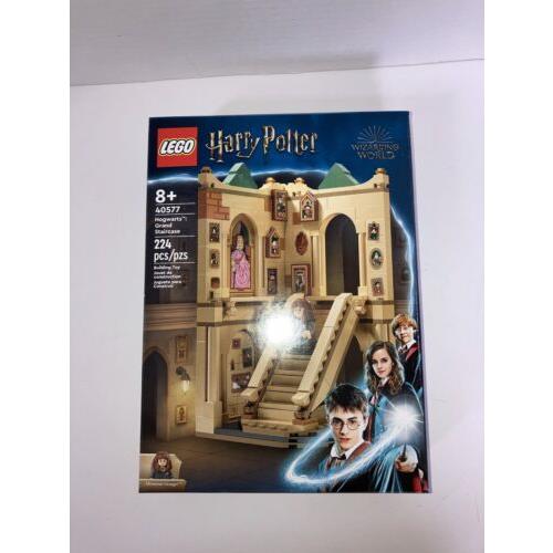 Lego 40577 Harry Potter Hogwarts Grand Staircase In Hand