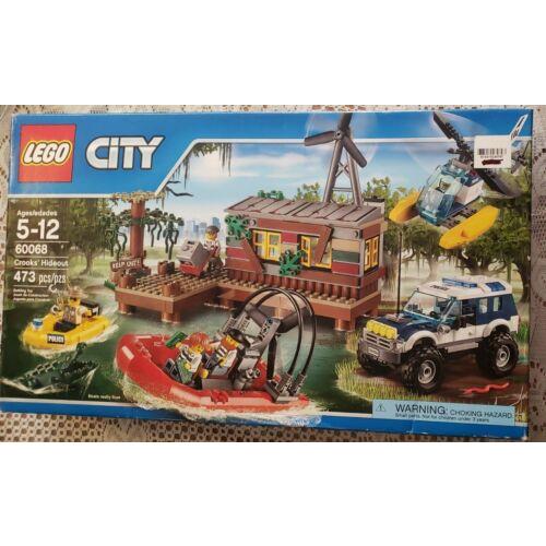 Lego City 60068. Crook s Hideout. Shows Slight Wear