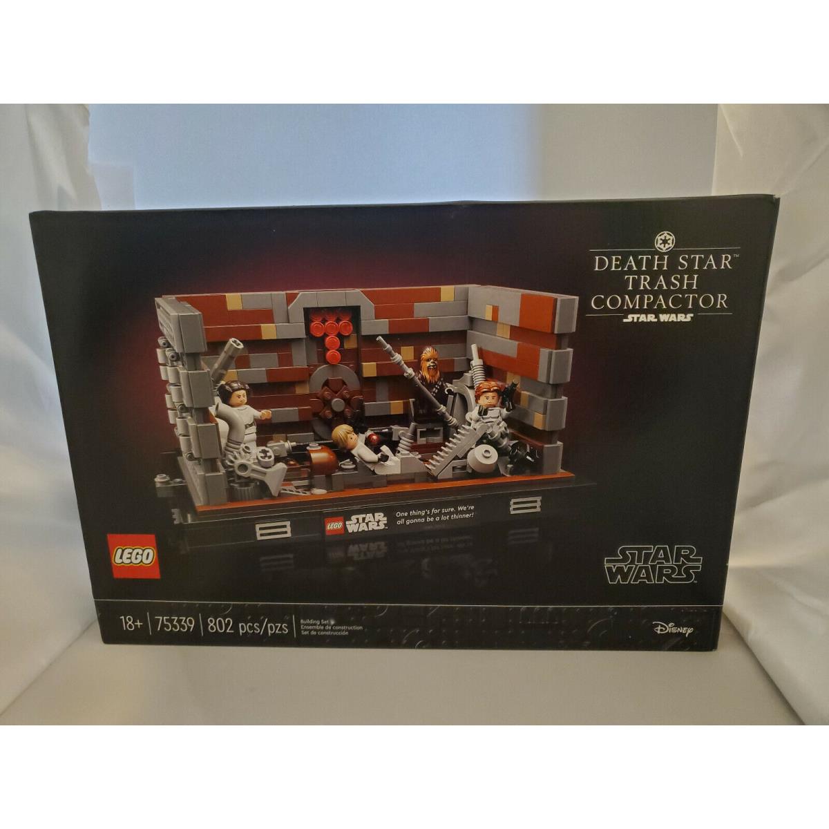 Lego Star Wars Disney Death Star Trash Compactor 75339 Box Damage