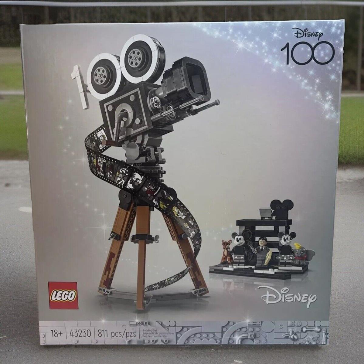 Lego Disney Walt Disney Tribute Camera 43230 Disney Fan Building Set