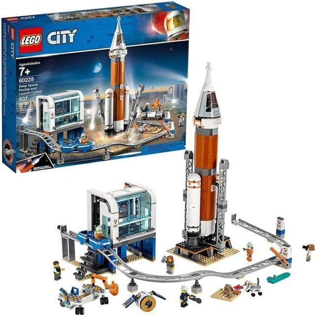 Lego Deep Space Rocket and Launch Control 60228 837 Pieces