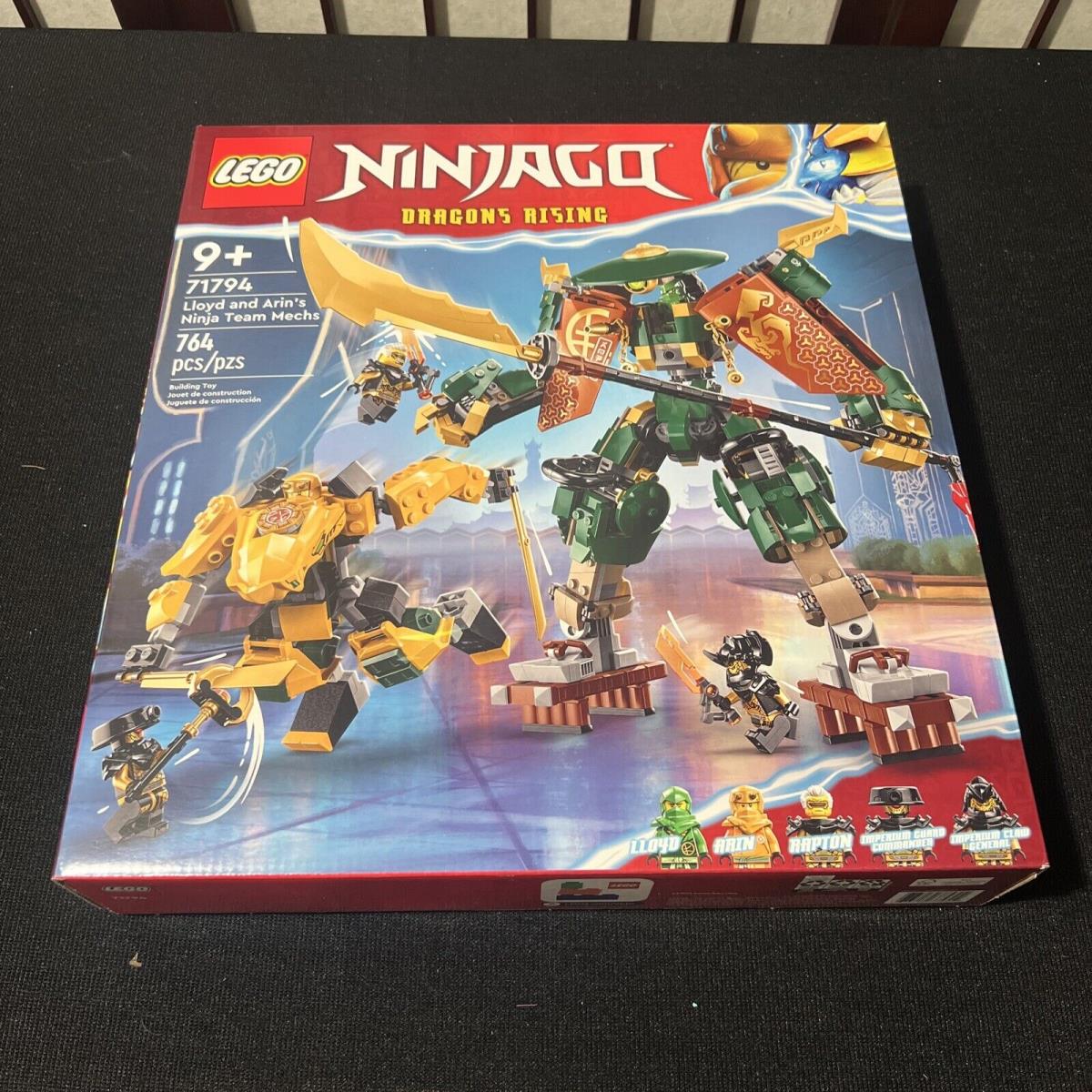 Lego Ninjago 71794 - Lloyd and Arin`s Ninja Team Mechs