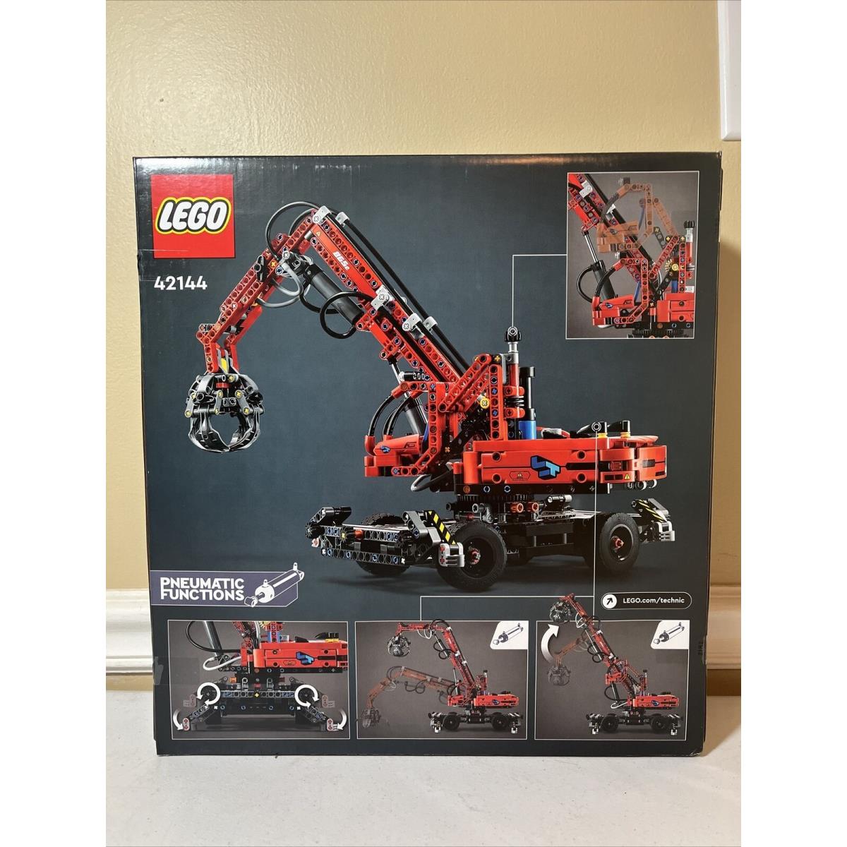 Lego Technic Material Handler 42144