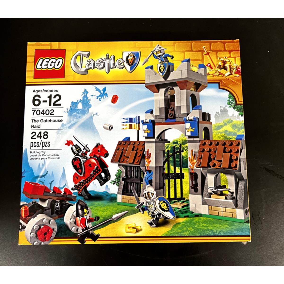 Lego Castle 70402 The Gatehouse Raid Great Box Vintage Rare 2013