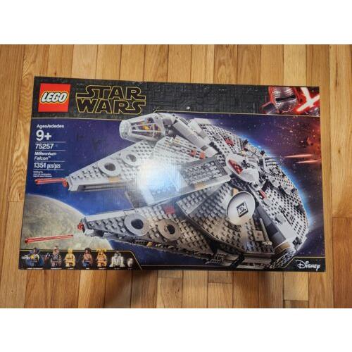Lego Star Wars 75257 The Rise of Skywalker Millennium Falcon Starship Model