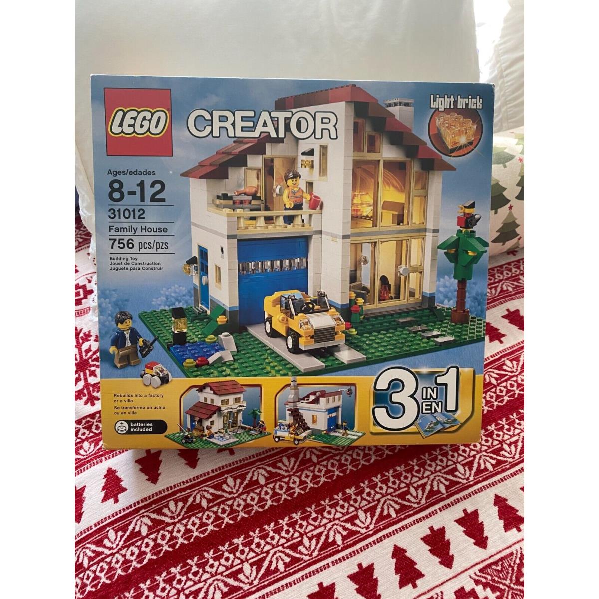 Lego Creator 3-IN-1 Family House 31012 Villa or Factory 756pcs