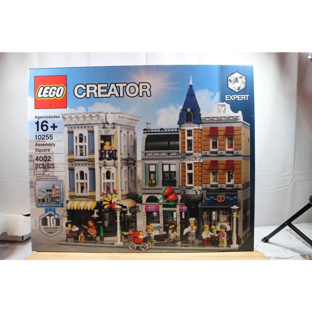 10255 Lego Assembly Square Icons / Modular Buildings