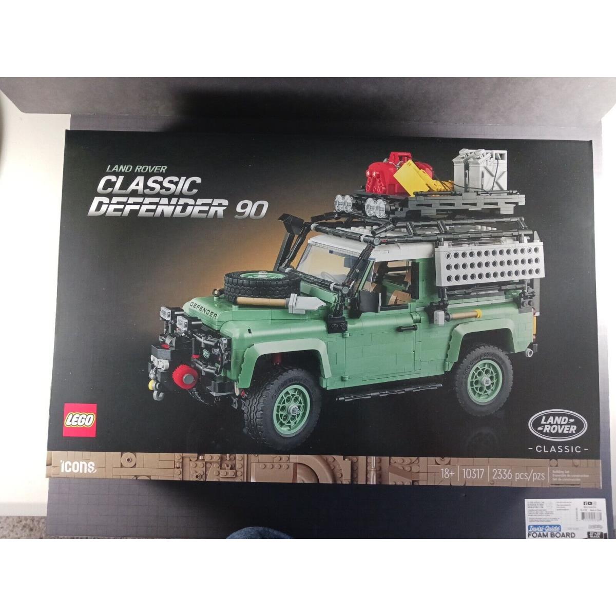 Lego Icons 10317 Land Rover Classic Defender 90 Set