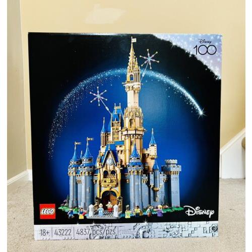 Lego Disney 43222 - The Disney Castle - in Hand