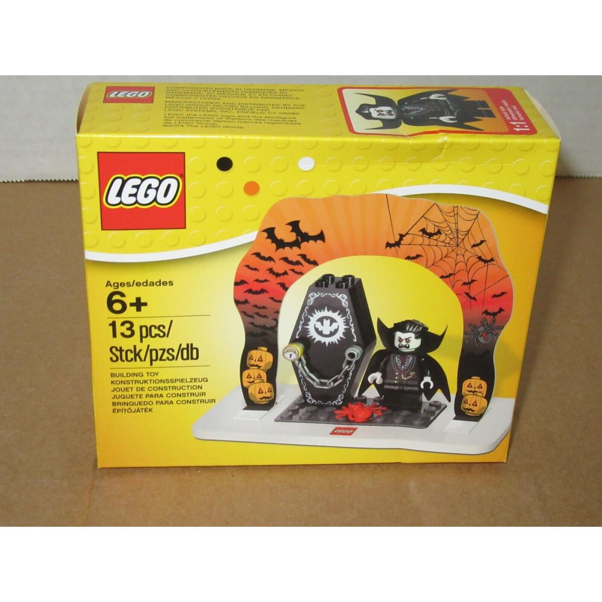 Lego 850936 Halloween Set Retired Minifigure Vampire Coff