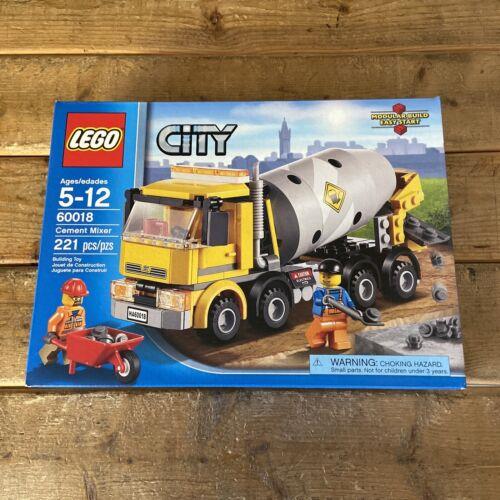 Lego City 60018 Cement Mixer 221 Pcs