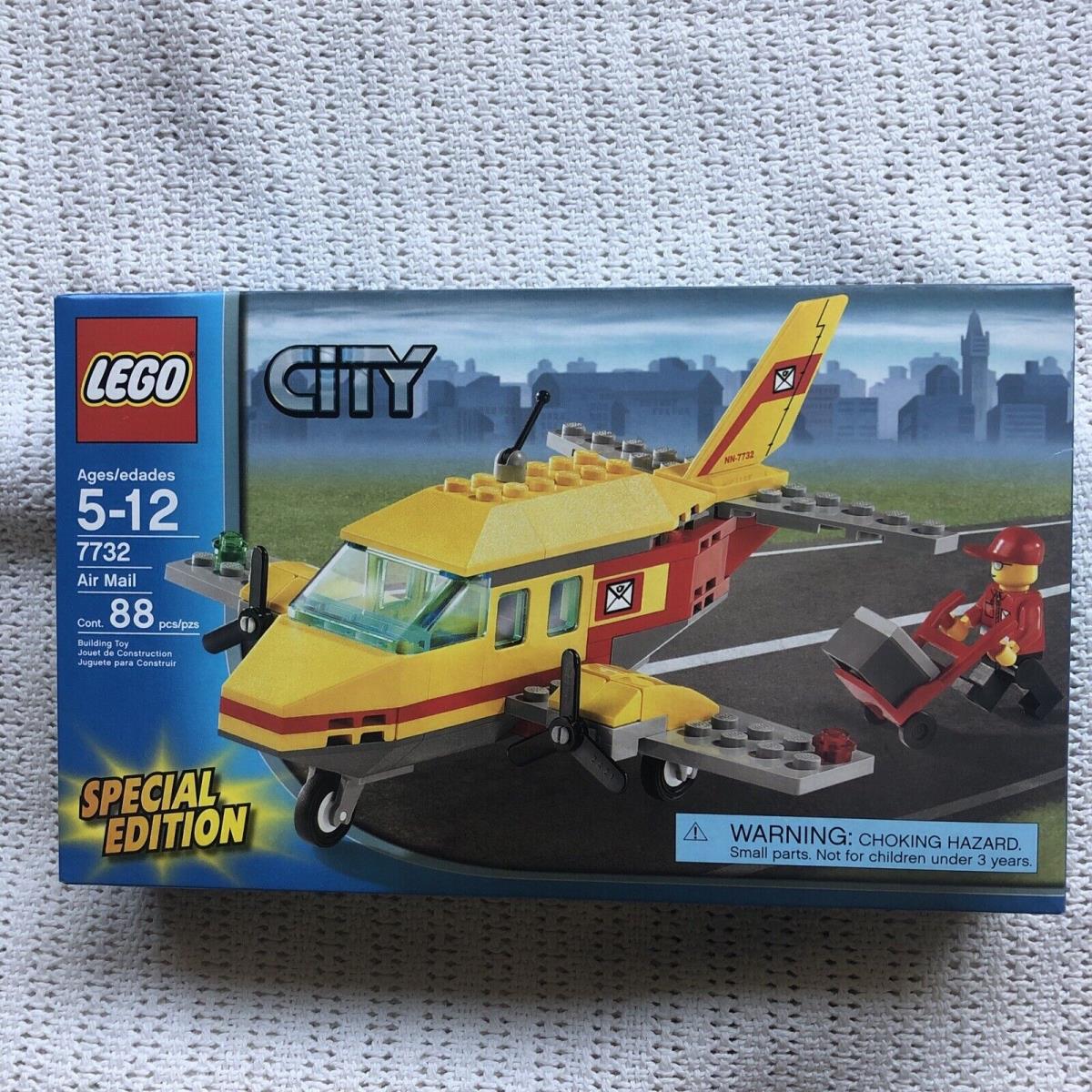 Lego City Set 7732 Air Mail 2008