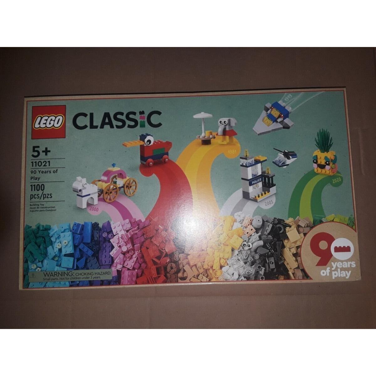 Lego Classic 90 Years of Play 11021 Building Toy 1100 Pieces Fast