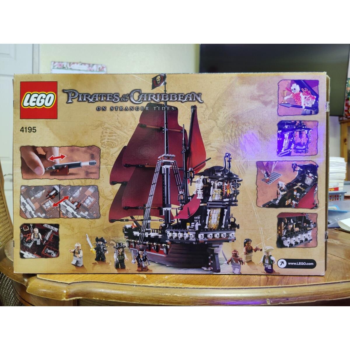 Lego Pirates of The Caribbean: Queen Anne`s Revenge 4195