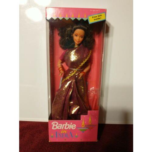 Leo Mattel Barbie In India Doll 9910 Magenta and Gold Dress Nrfb Gift Inside