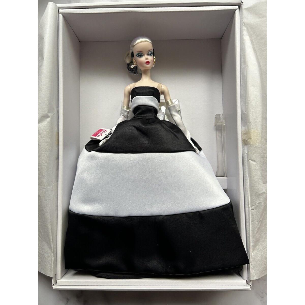 2018 Fashion Model Collection Black and White Forever Silkstone Barbie Doll