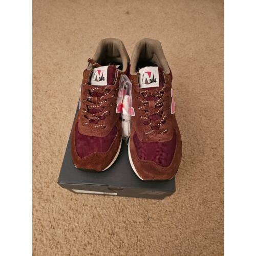 New Balance Men`s 574 Classic Sneakers Shoes Size 10.5 U574GR2 Berries N Oats