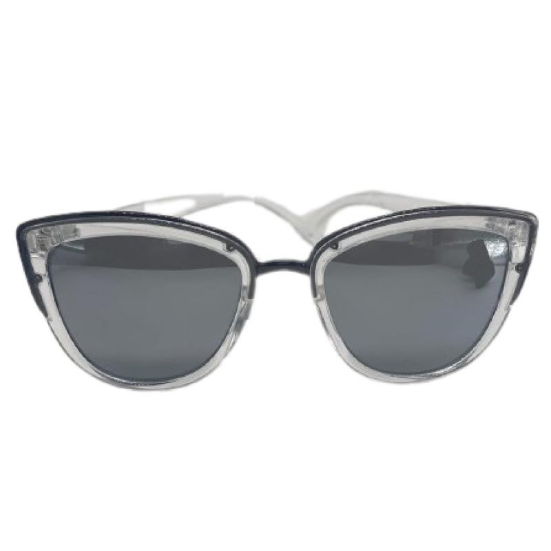 Quay Australia My Girl Sunglasses - Clear/silver - Frame: Clear, Lens: Silver