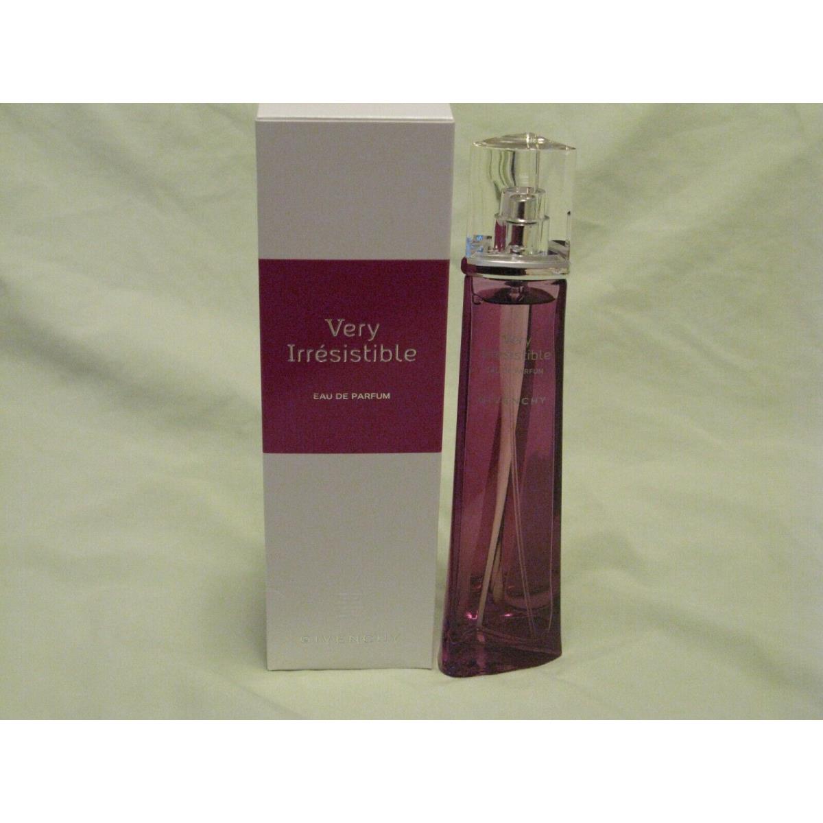 Givenchy `very Irresistible` Eau de Parfum Edp 2.5oz Perfume Spray Full Sz