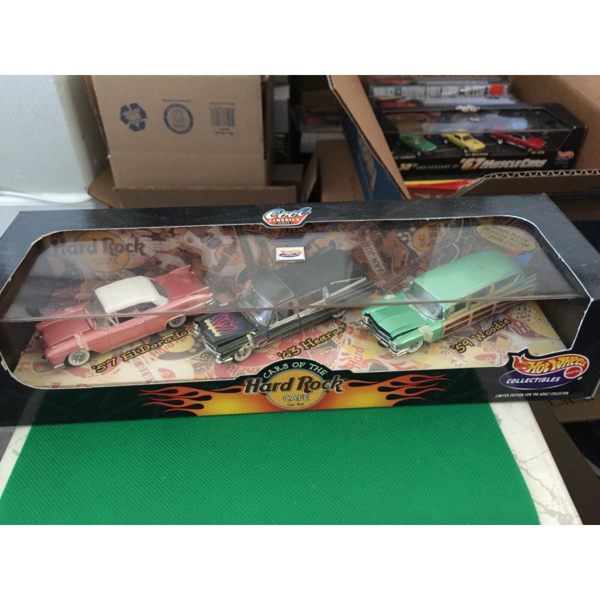 Hot Wheels Collectibles Cars of The Hard Rock Cafe 3 Car Cadillac Set B183