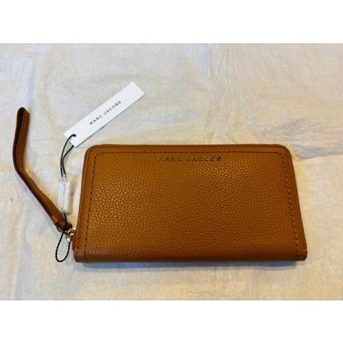 Marc Jacobs NY Leather Wrislet Wallet Smoked Almond