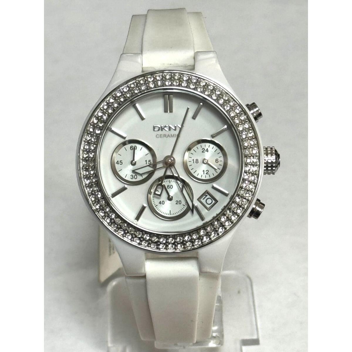 Dkny Women Chrono White Rubber Ceramic Case Crystals Watch 40mm NY8185