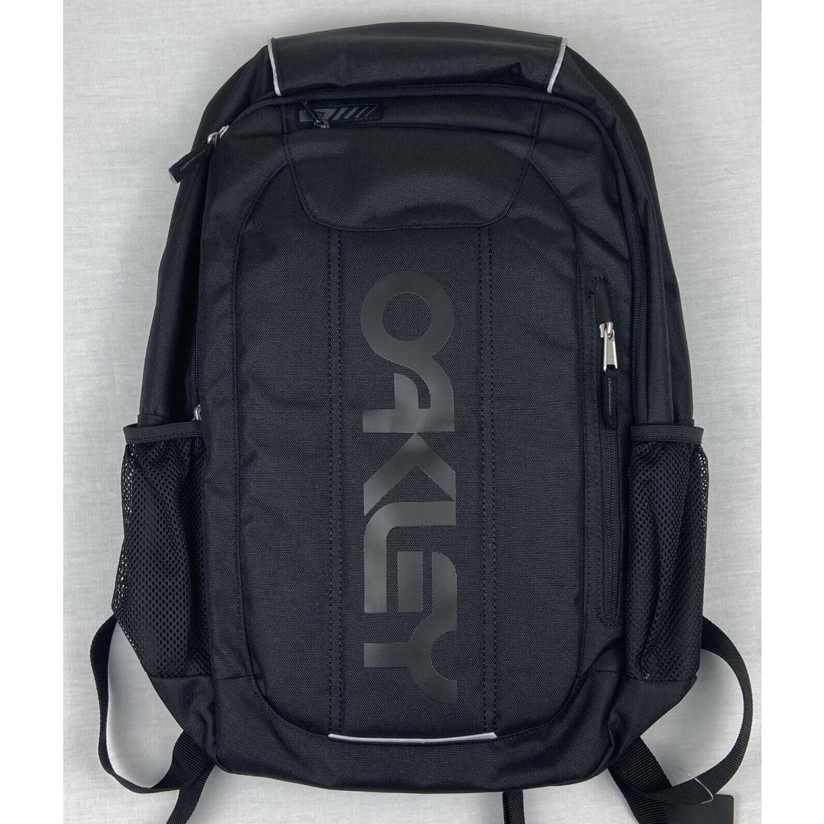 Oakley Enduro 3.0 20L Backpack Blackout 921416 Black Bag