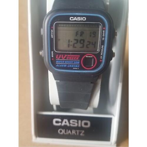 Nos Vintage 1987 Casio UV-100 508 UV Radiant Sensor Lcd Digital Watch