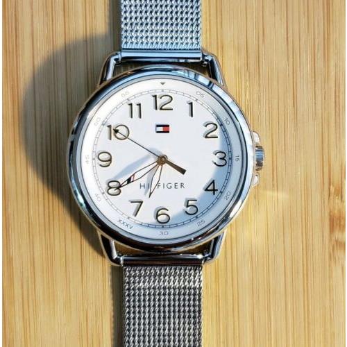 Tommy Hilfiger Casey Watch with 36mm White Face Silver Meshband