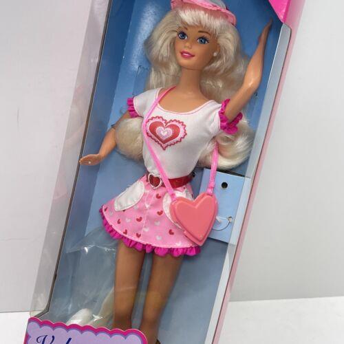 1996 Valentine Fun Barbie Special Edition Doll w/ Stickers 16311 Mattel Vtg