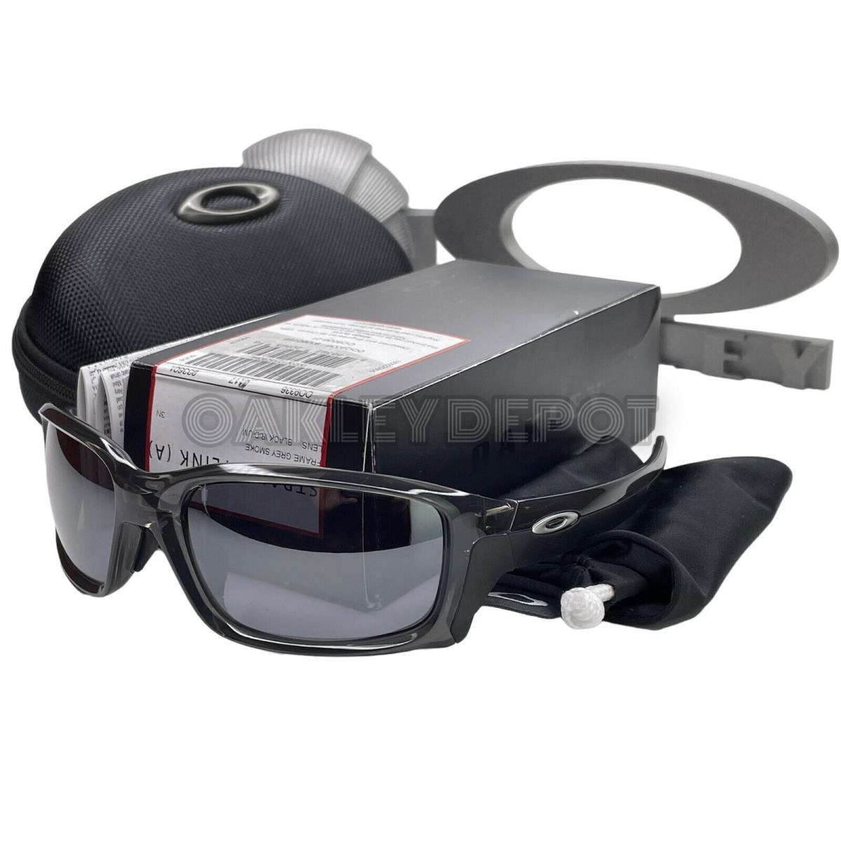 Oakley Straightlink 009336 Grey Smoke/black Iridium Sunglasses A Fit 52 - Frame: GREY SMOKE, Lens: Black