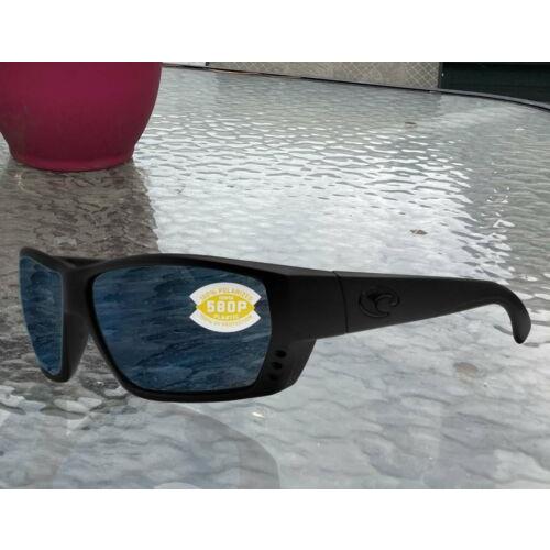 Costa Del Mar sunglasses Tuna Alley - Blackout Frame, Gray Lens 0
