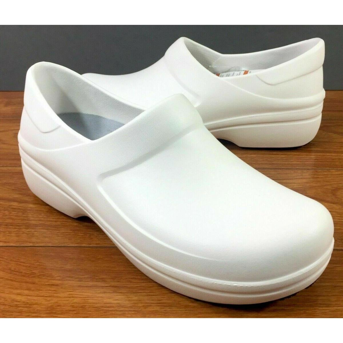 Crocs Neria Pro II Clogs White 205384-100 Womens Sz 7