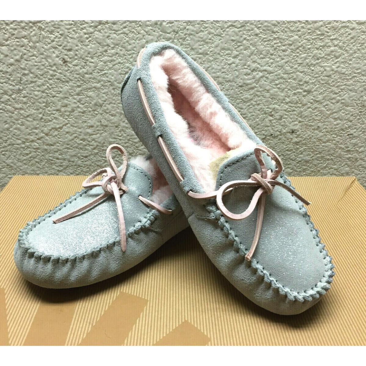 Ugg Dakota Shiny Seal Breast Cancer Awareness Moccasin US 5 / EU 36 / UK 3.5